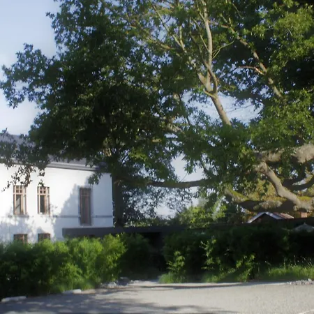 Les Begards Espace 9 Bed & Breakfast